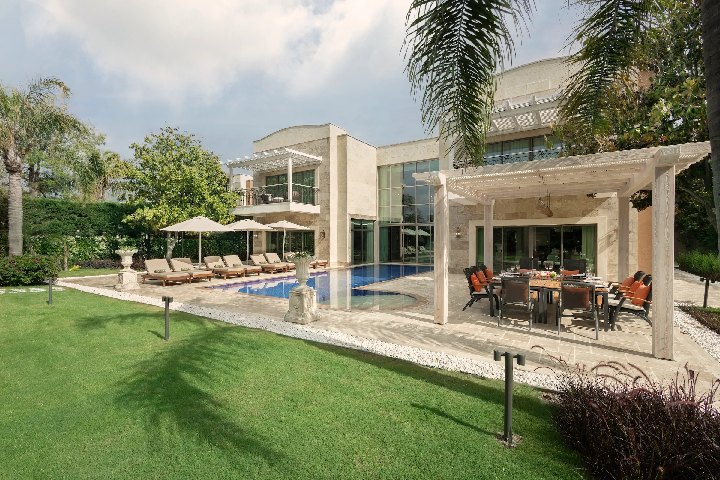 ELA Excellence Resort Villa & Pool